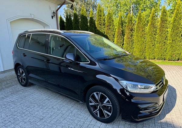 Volkswagen Touran cena 119000 przebieg: 48688, rok produkcji 2020 z Szadek małe 781